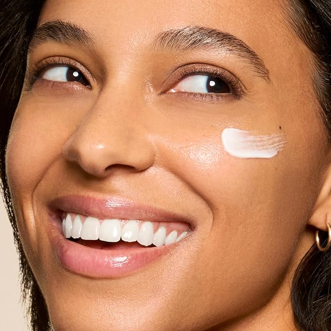 Honest Beauty Hydrogel Cream with Hyaluronic Acid | Lightweight, Moisturizing Water Cream | Gentle for Sensitive Skin, Fragrance Free, Vegan | 1.7 fl oz